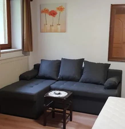 Claudia Apartmán *